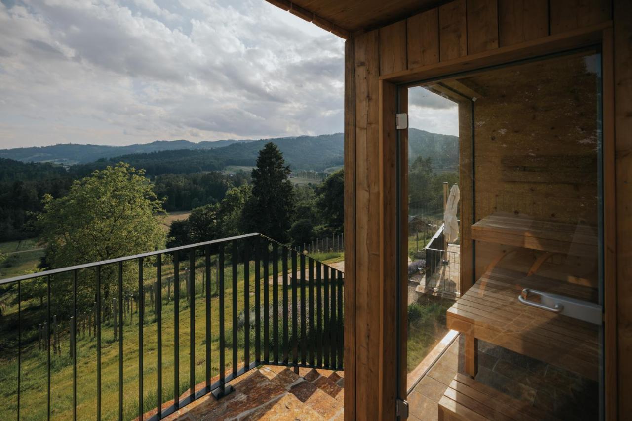 Am Wildbachberg - Luxus Ferienhaeuser Mit Infinitypool, Privatsauna Und Weinkeller Deutschlandsbergi járás Kültér fotó