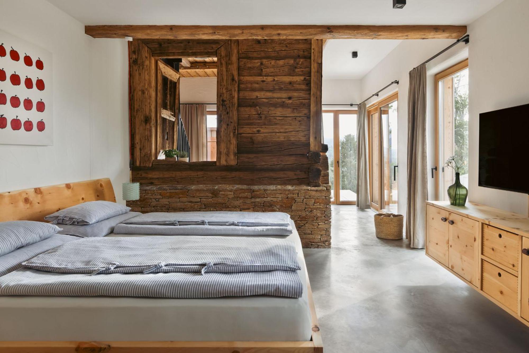 Am Wildbachberg - Luxus Ferienhaeuser Mit Infinitypool, Privatsauna Und Weinkeller Deutschlandsbergi járás Kültér fotó