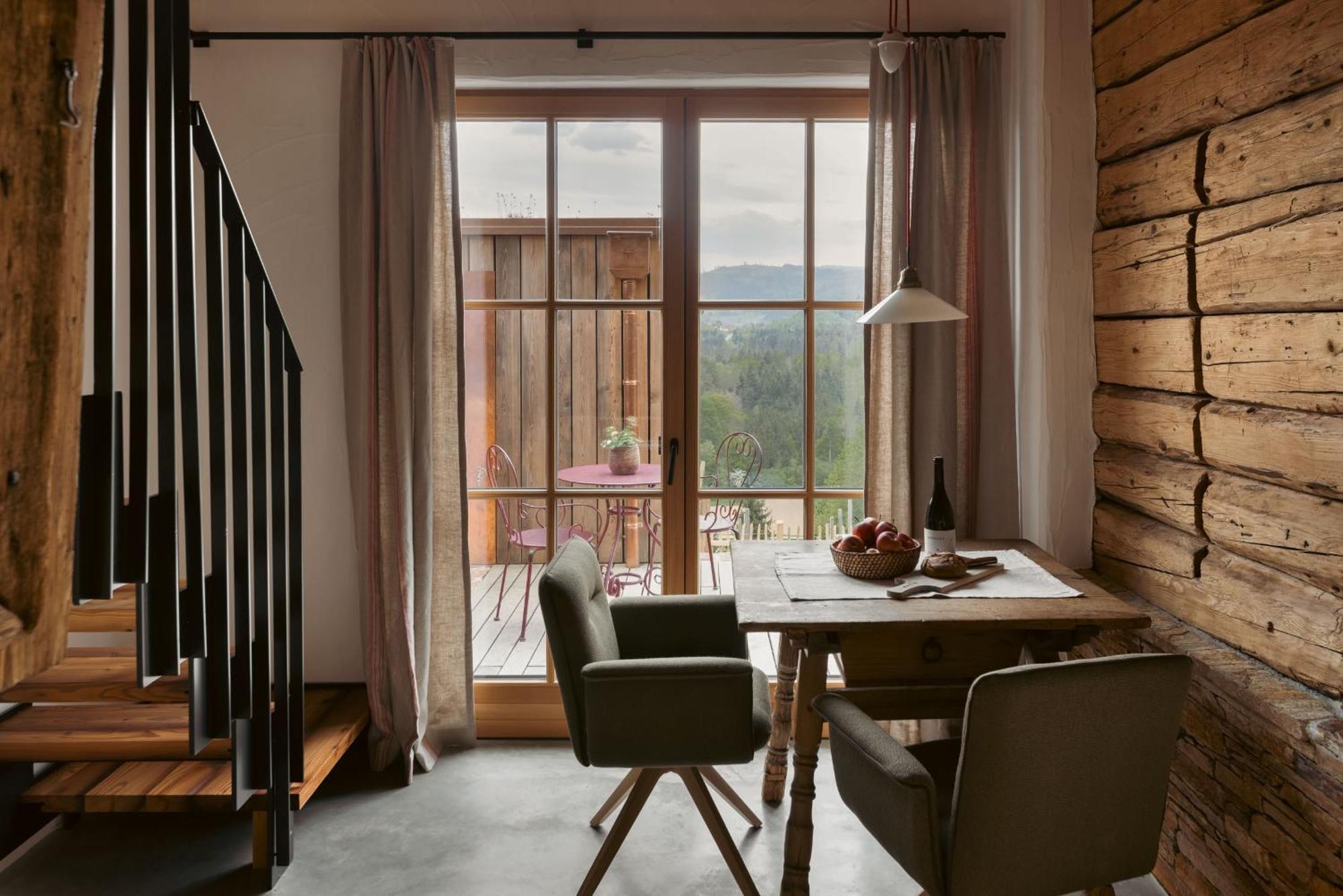 Am Wildbachberg - Luxus Ferienhaeuser Mit Infinitypool, Privatsauna Und Weinkeller Deutschlandsbergi járás Kültér fotó